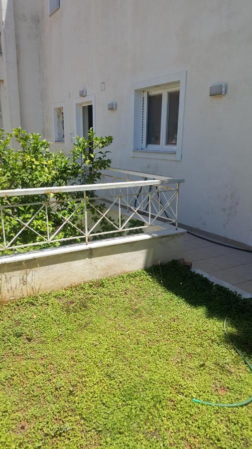 Joan'S Airport Apartment أرتيميدا المظهر الخارجي الصورة